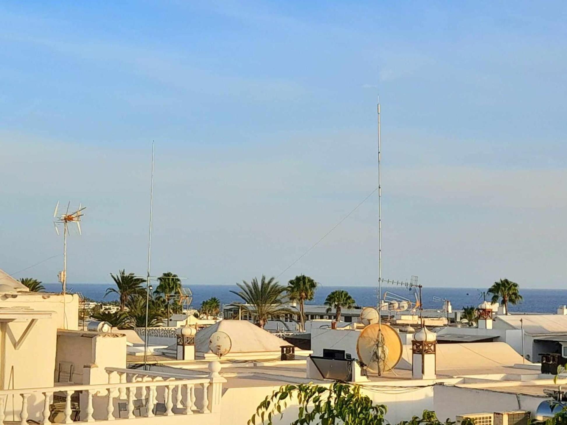 Apartment Vincent, Cozy And Sunny Over The Rooftops Puerto del Carmen  Ngoại thất bức ảnh
