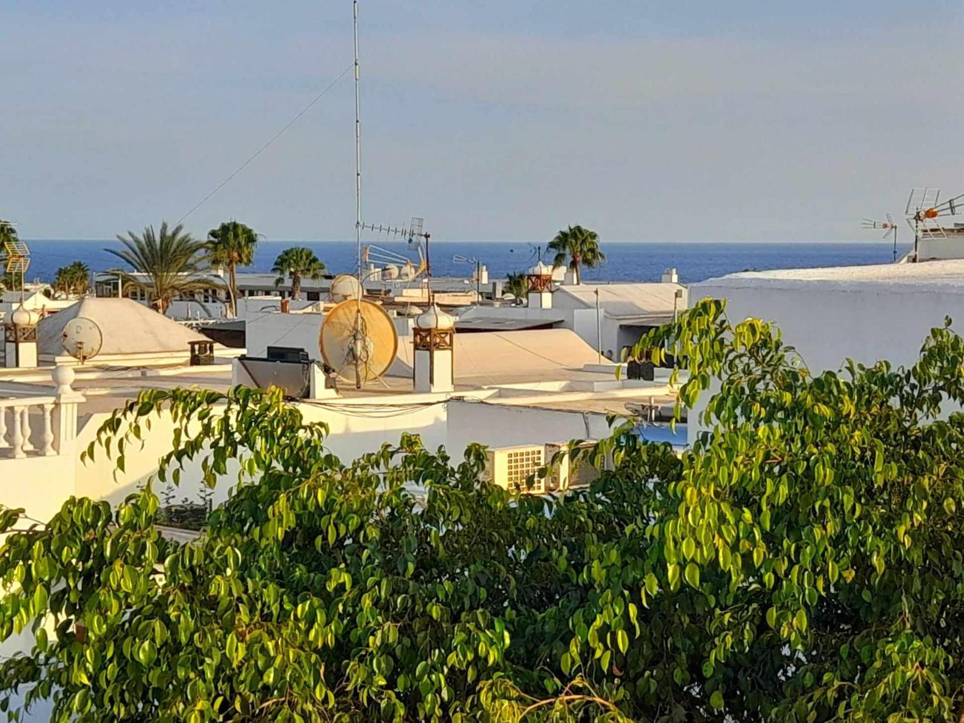 Apartment Vincent, Cozy And Sunny Over The Rooftops Puerto del Carmen  Ngoại thất bức ảnh